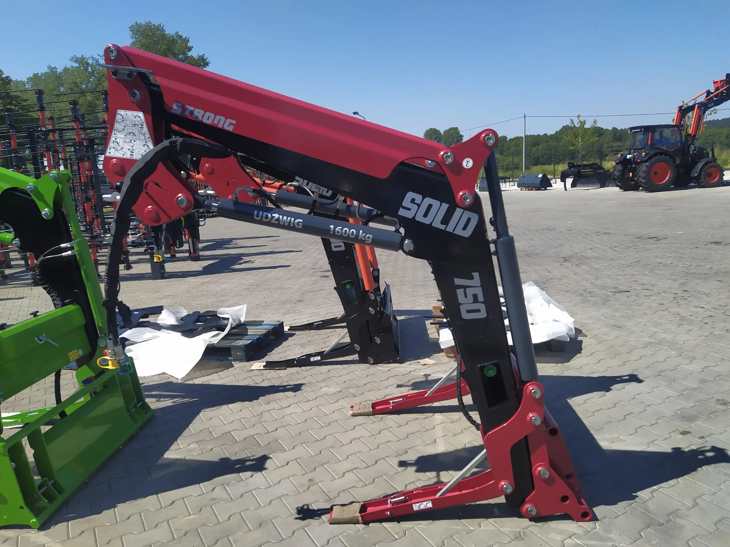 Glavna slika Utovarivača 750