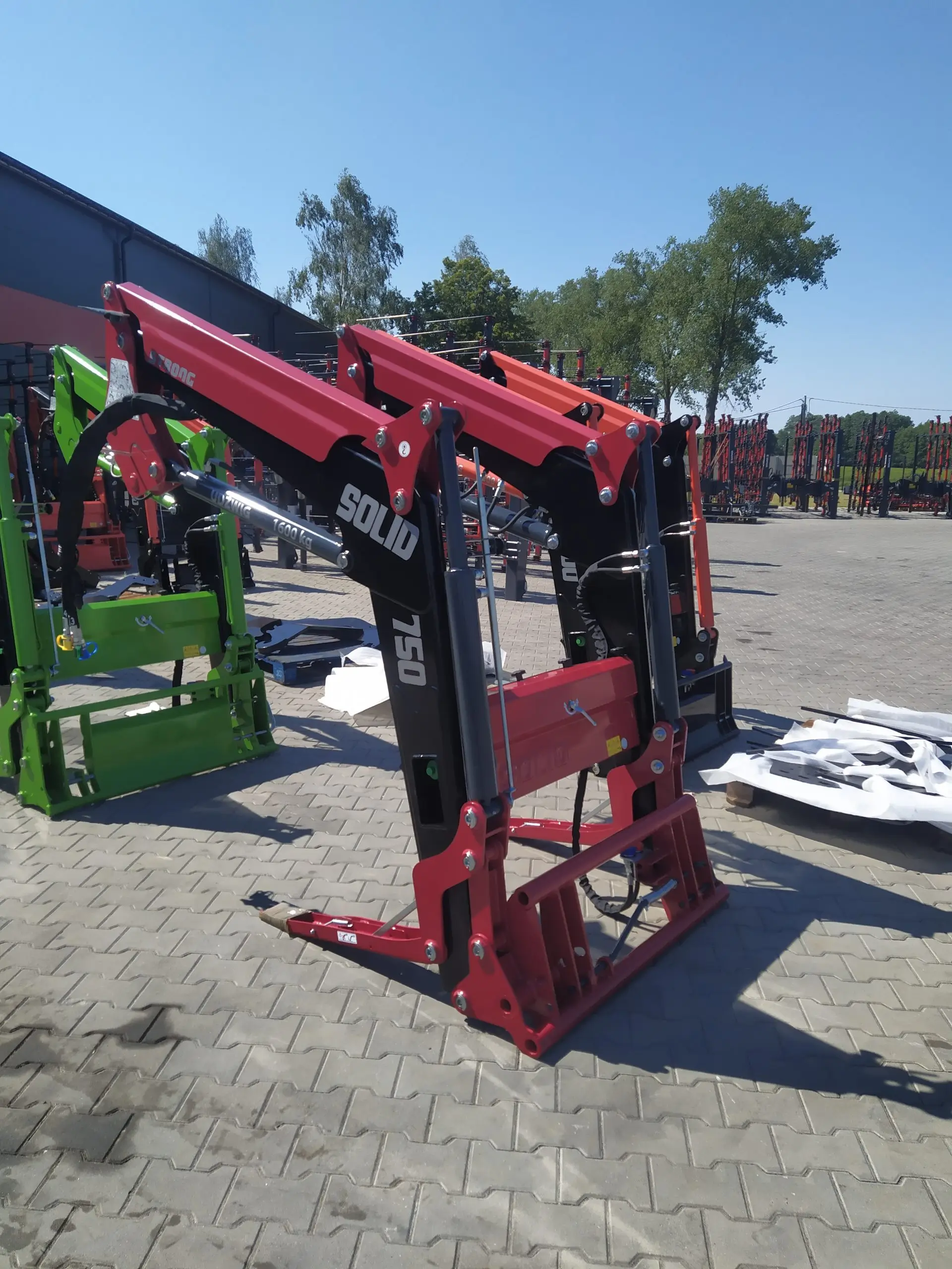 GTDM - prednji utovarivac 750 strong 750s